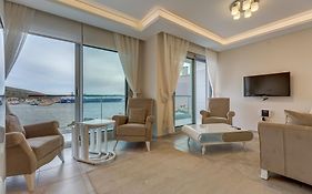 Paris Residence Cesme